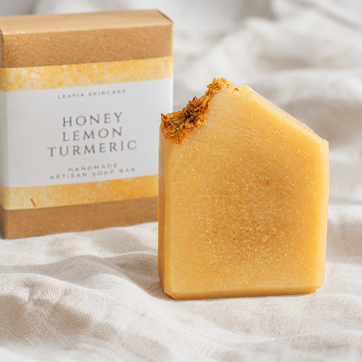Real Raw Honey, Lemon & Turmeric Soap | Hemp Seed Oil & Turmeric Powder